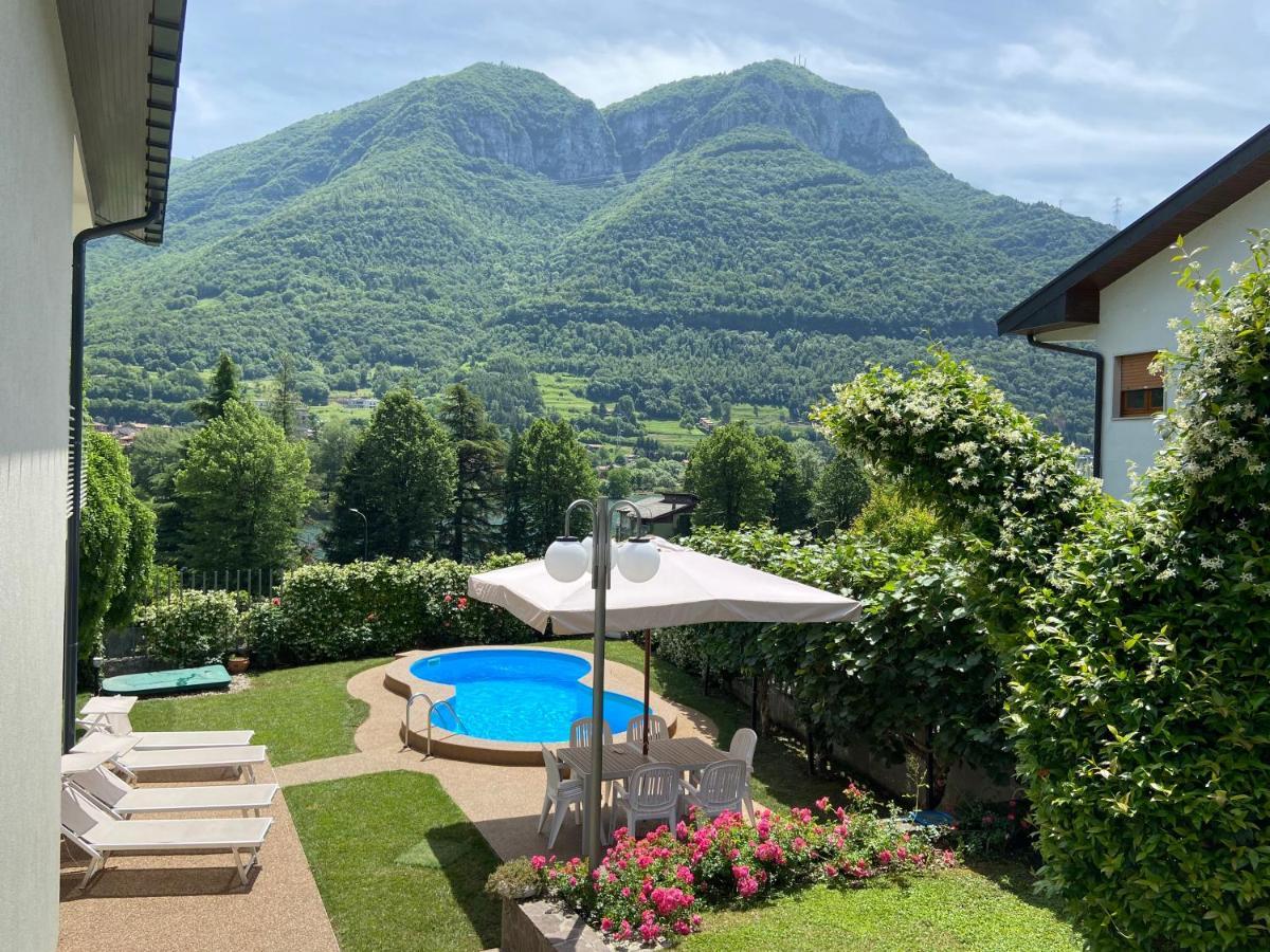 Maison Morandi Spinone Al Lago Exterior foto