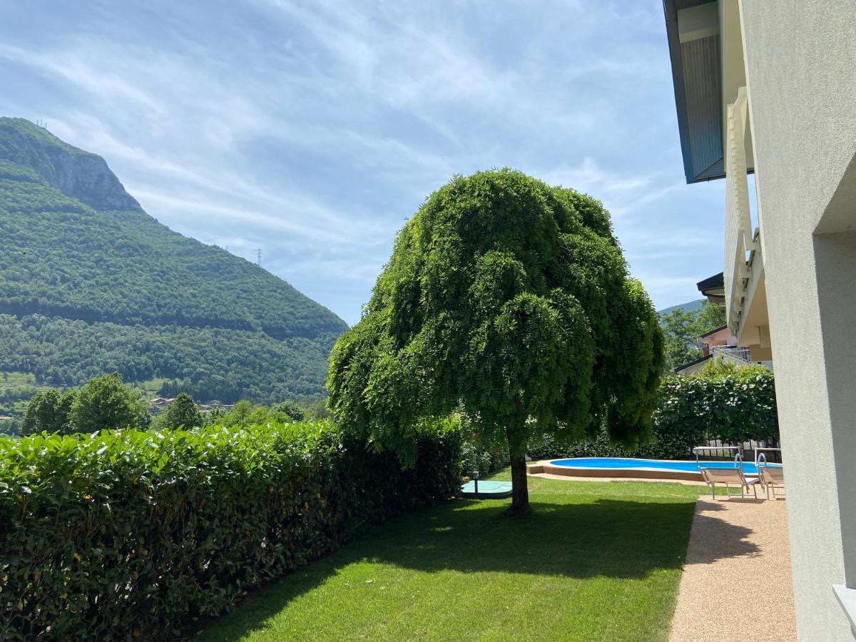 Maison Morandi Spinone Al Lago Exterior foto